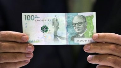 Billetes de $100.000 falsos